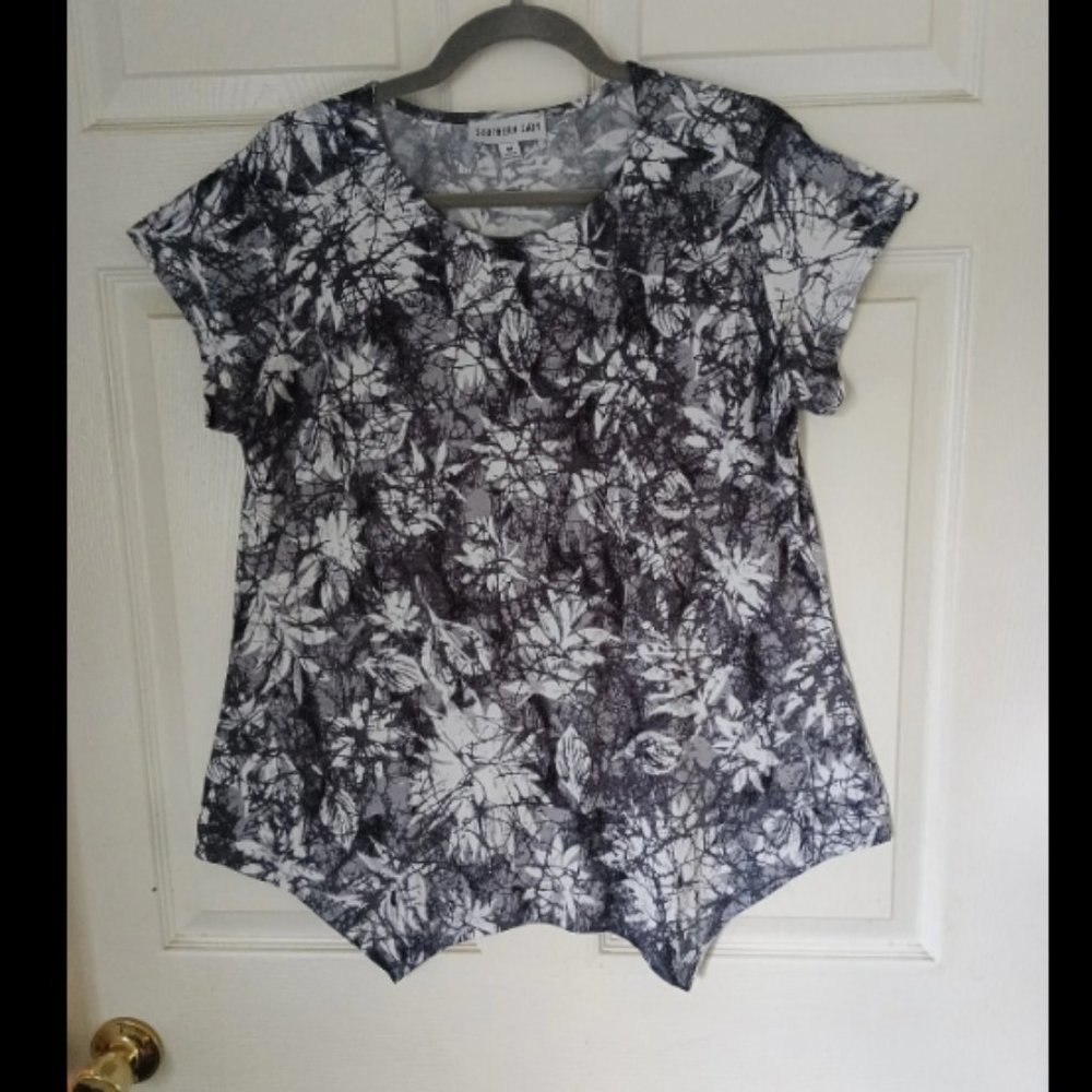 Southern Lady Swing style blouse